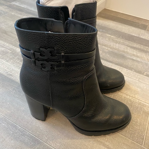 Tory Burch Heeled Black Boot - Picture 11 of 11